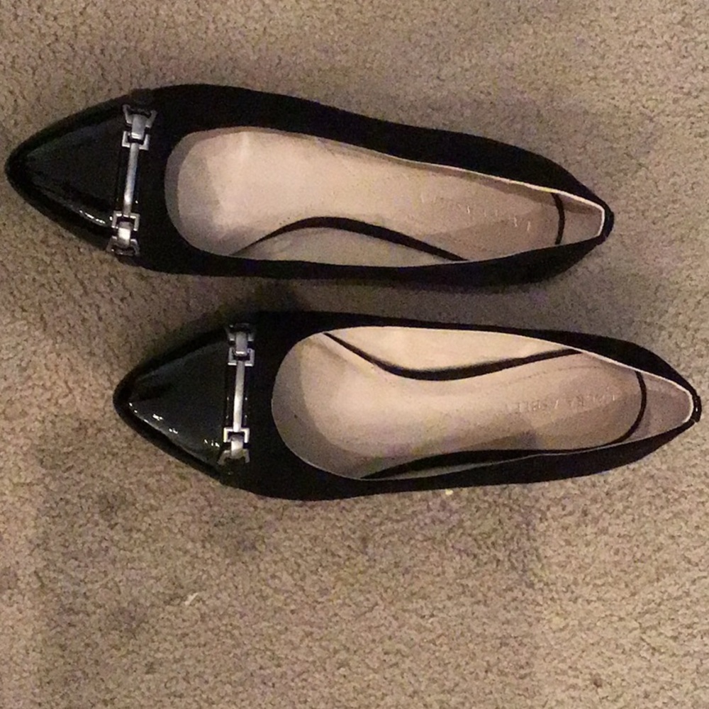 Dress shoe